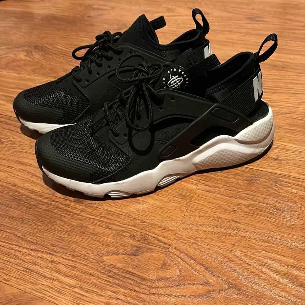Nike Air Huarache Shoes